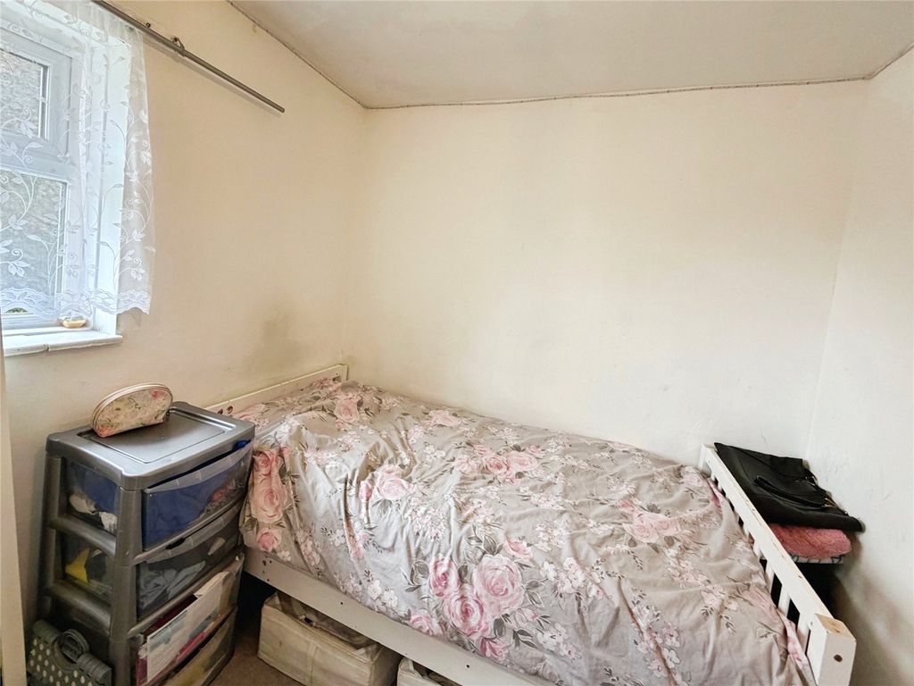 Additional image 12 of 3 bed terraced house for saleDenison Rise, Salisbury, Wiltshire SP1