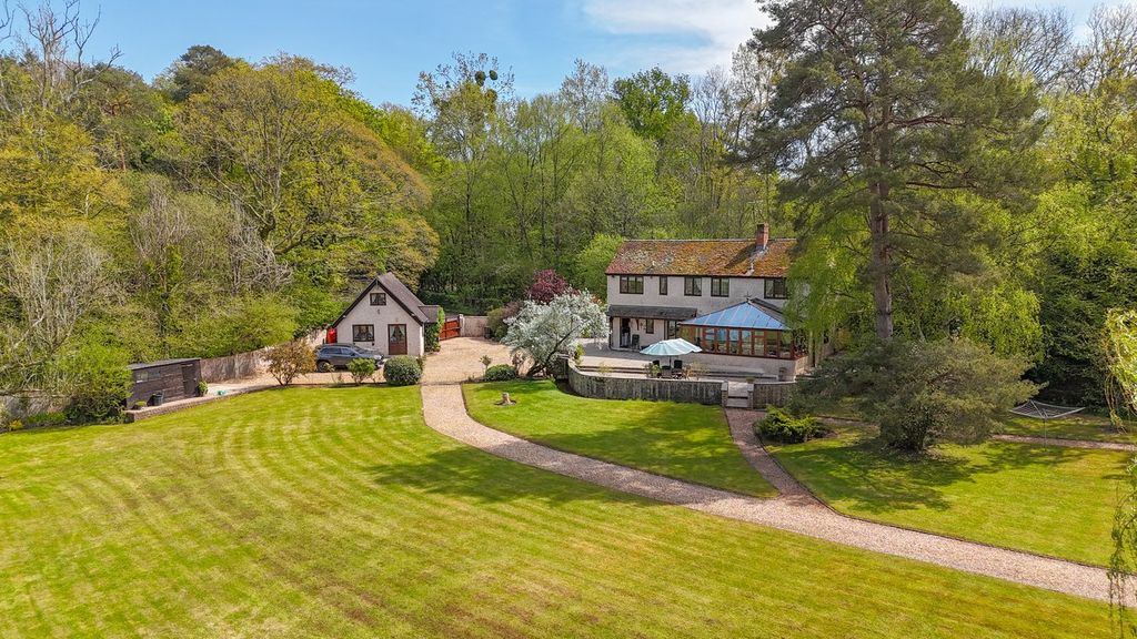 Additional image 11 of 4 bed detached house for saleHale Road, Woodgreen, Fordingbridge SP6