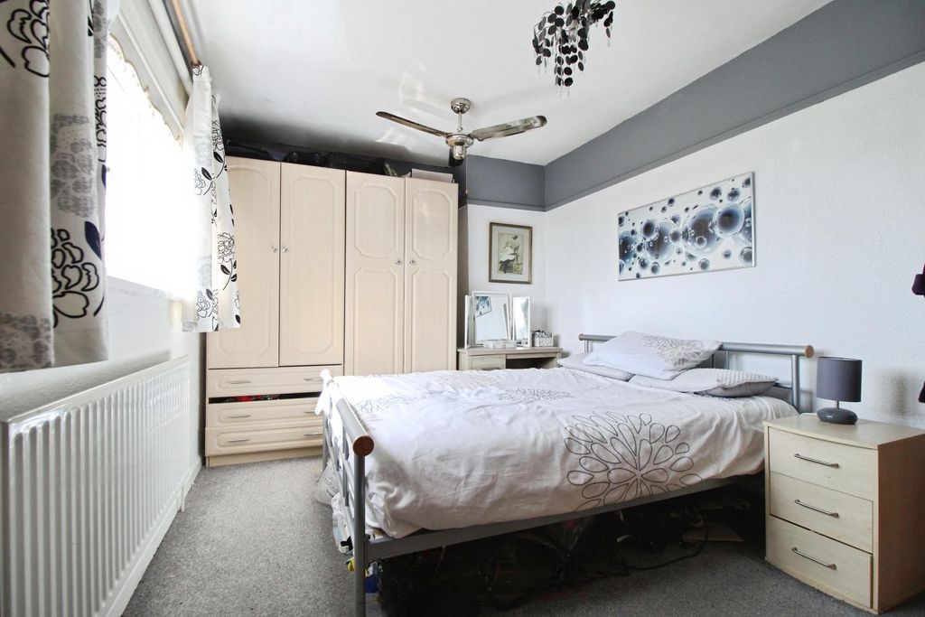 Additional image 5 of 3 bed semi-detached house for saleSpringfield Crescent, Royal Wootton Bassett SN4