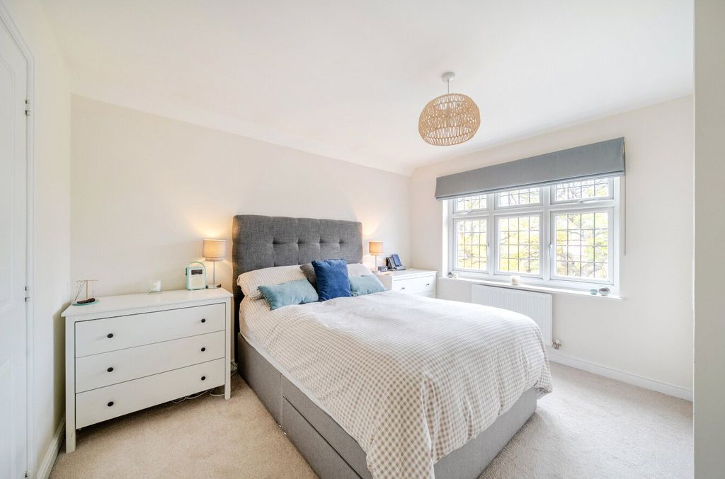 Additional image 6 of 3 bed detached house for saleAshcombe Close, Coate, Swindon SN3