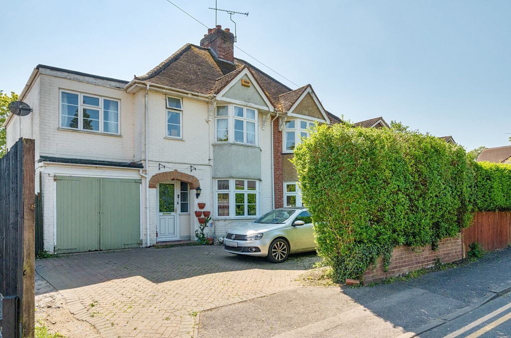 4 bed semi-detached house for salePark Road, Bracknell, Berkshire RG12