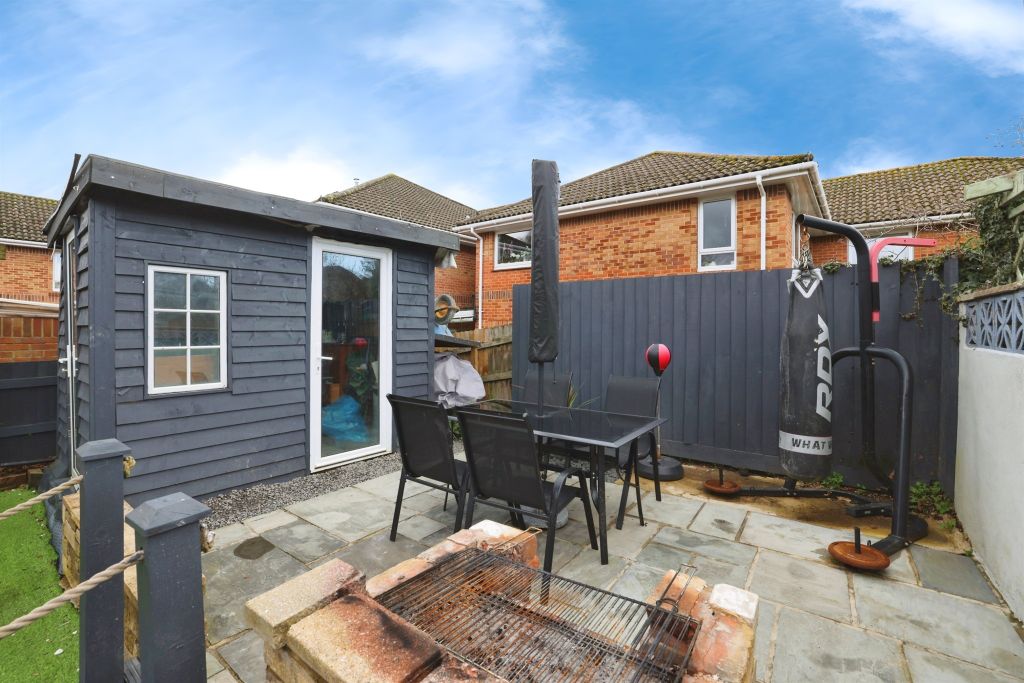 Additional image 14 of 4 bed semi-detached house for saleHudson Road, Salisbury SP1