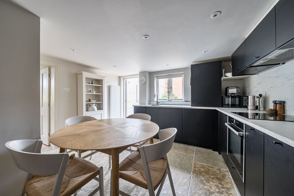 Additional image 5 of 2 bed terraced house for saleFive Alls Court, Marlborough SN8
