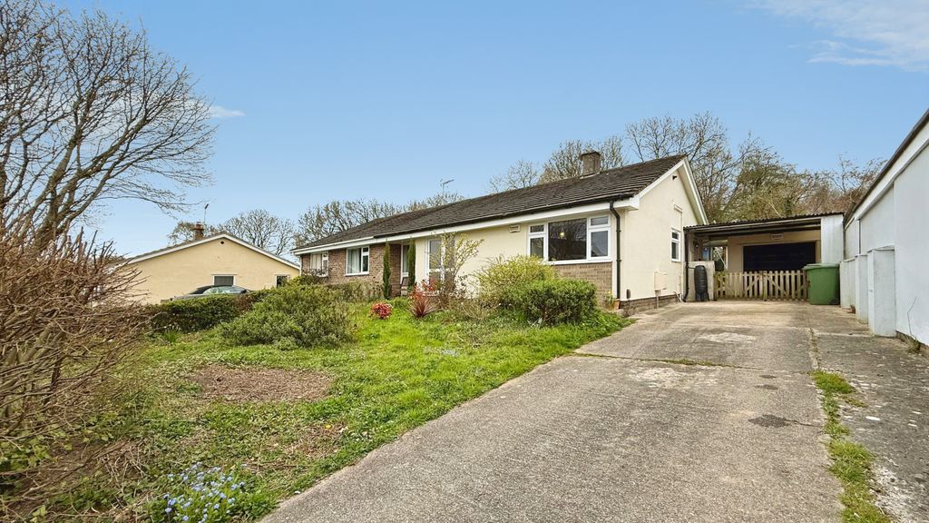 3 bed semi-detached bungalow for saleSt Andrews Road, Warminster BA12