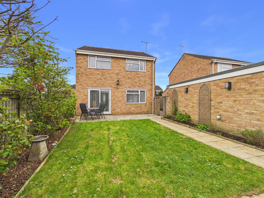 Additional image 16 of 3 bed detached house for salePage Close, Chippenham SN14
