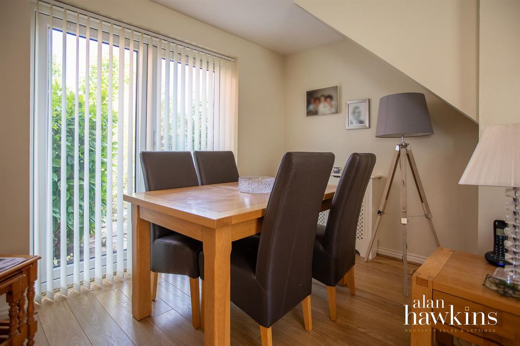 Additional image 4 of 3 bed end terrace house for saleSprats Barn Crescent, Royal Wootton Bassett, Swindon SN4