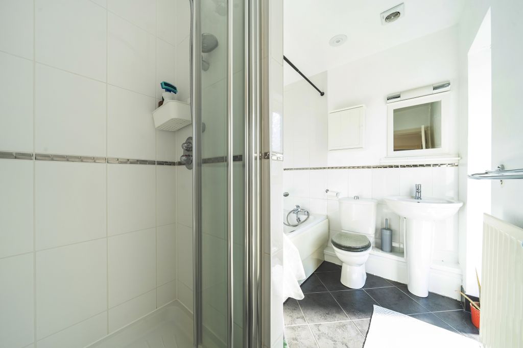Additional image 16 of 5 bed detached house for saleOkus Road, Swindon SN1