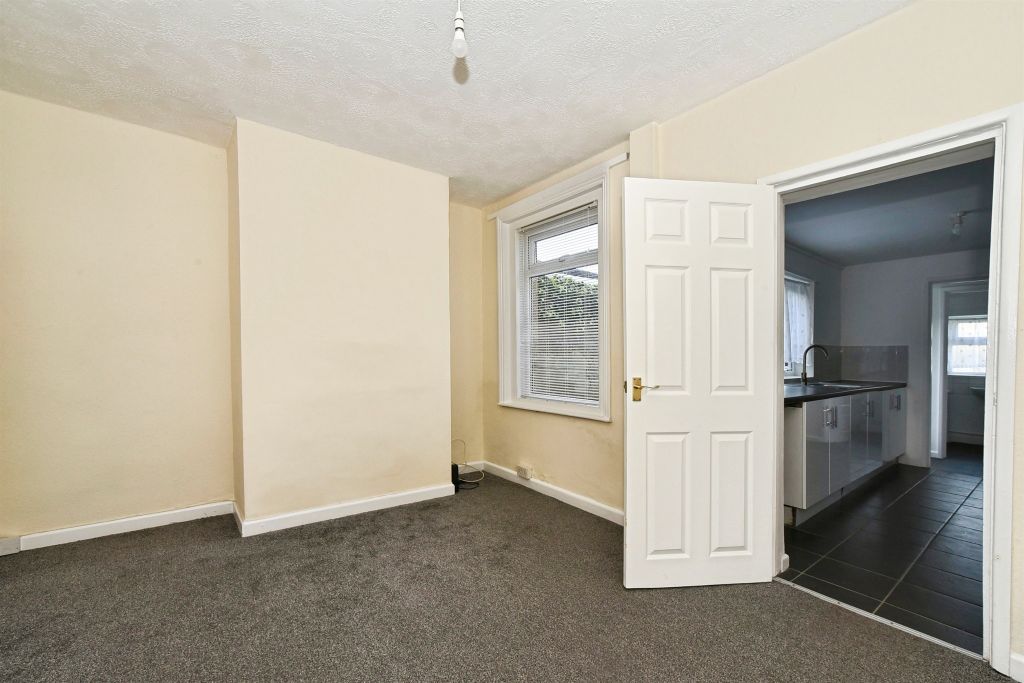 Additional image 4 of 2 bed terraced house for saleRayfield Grove, Swindon SN2