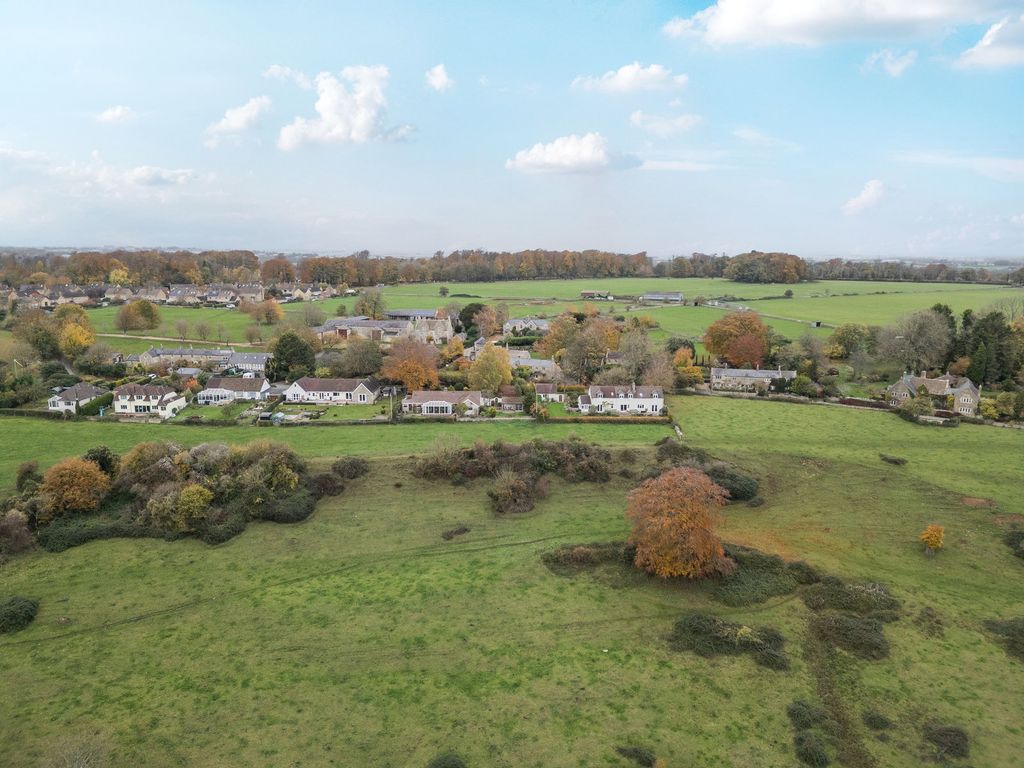 Additional image 4 of 4 bed bungalow for saleThickwood Lane, Colerne, Chippenham SN14