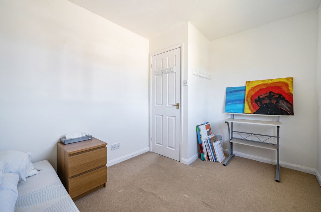 Additional image 12 of 4 bed terraced house for saleWoodies Close, Binfield, Bracknell, Berkshire RG42