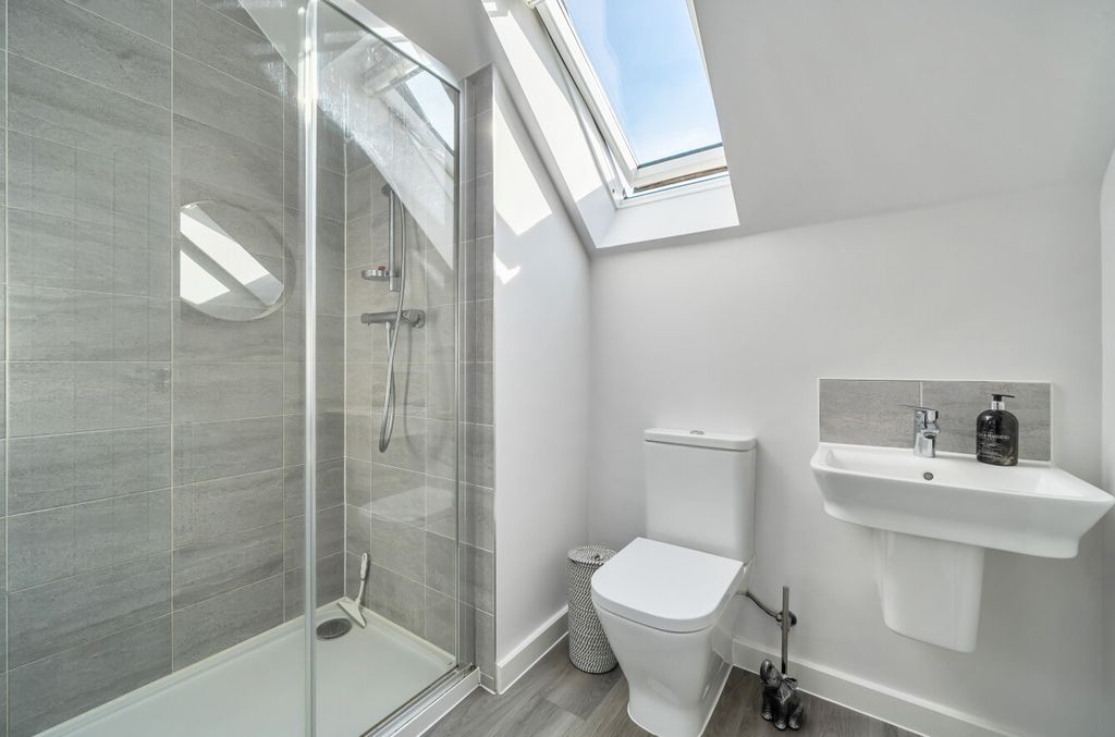 Additional image 19 of 3 bed semi-detached house for saleSt. Georges Park, Binfield, Bracknell, Berkshire RG42