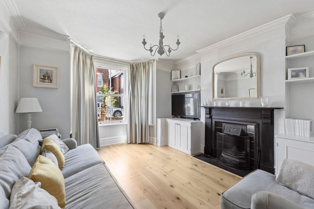 Additional image 2 of 3 bed semi-detached house for saleHulse Road, Salisbury SP1