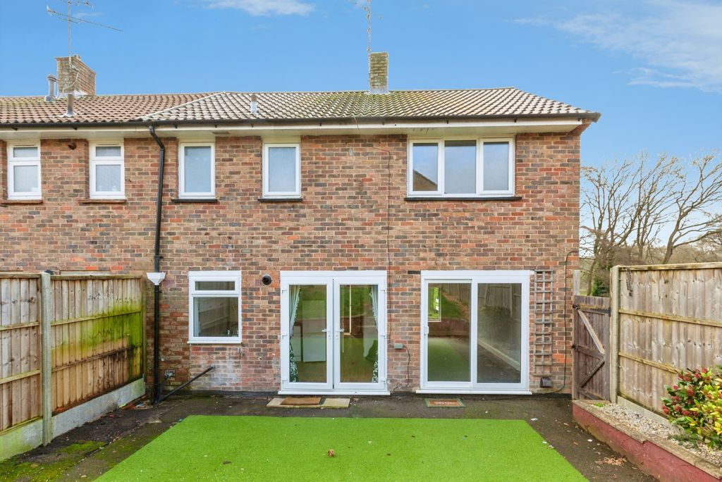 Additional image 16 of 3 bed end terrace house for saleCalfridus Way, Bracknell, Berkshire RG12