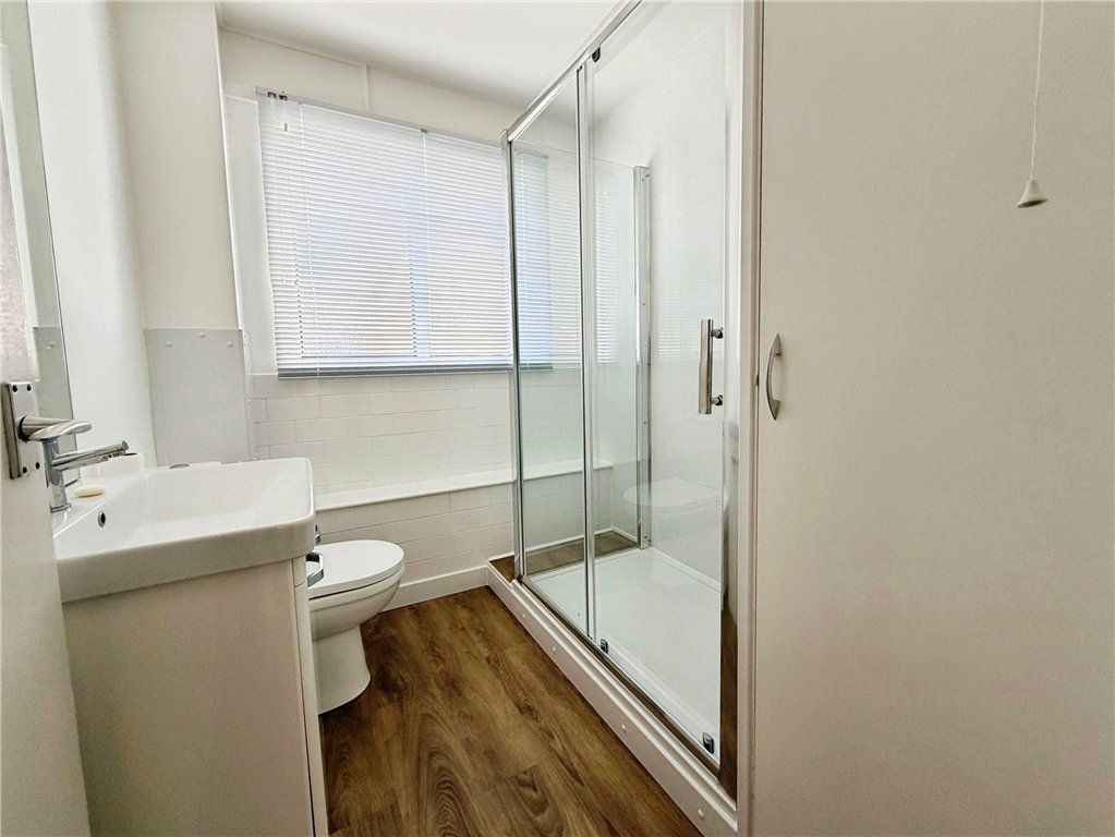 Additional image 7 of 2 bed flat for saleMiddlebridge Street, Romsey, Hampshire SO51