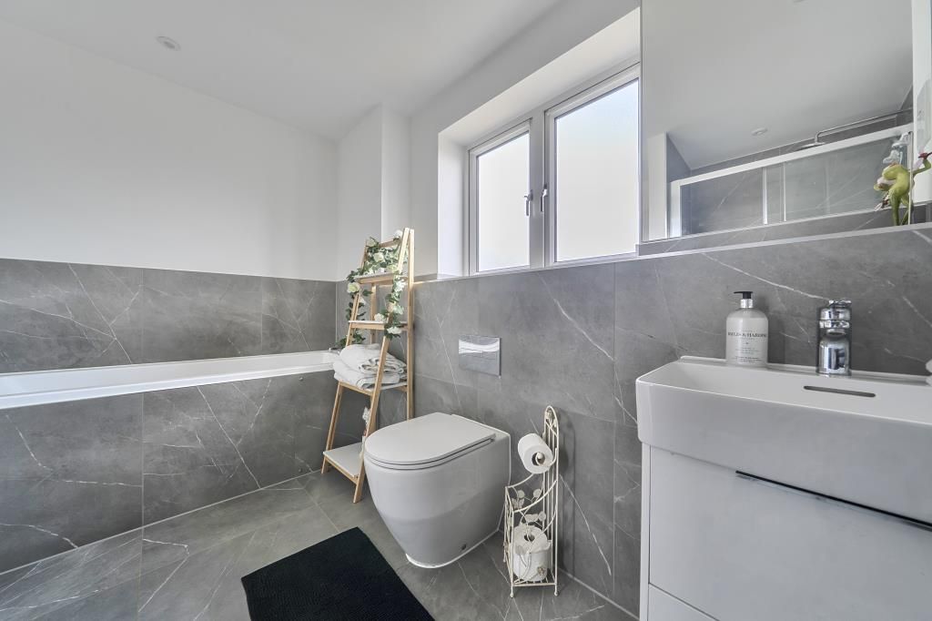 Additional image 15 of 5 bed detached house for saleAki Court, Blunsdon SN26