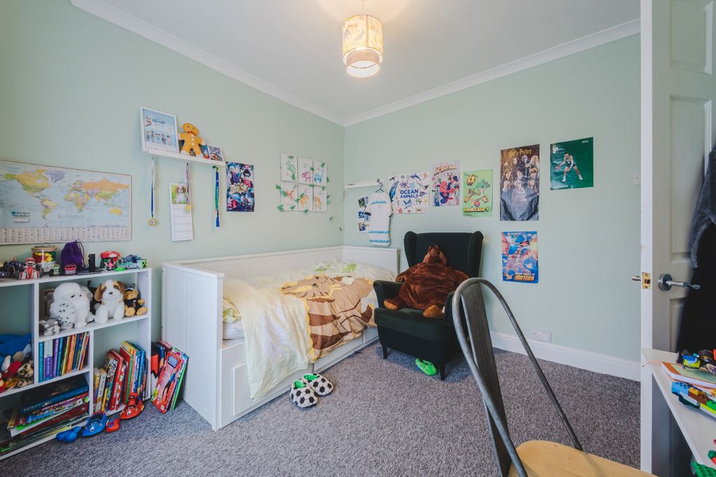 Additional image 12 of 3 bed semi-detached house for saleChurch Walk North, Swindon, Wiltshire SN25