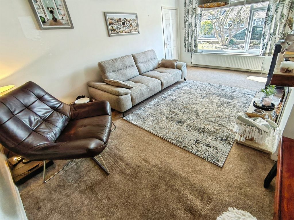 Additional image 4 of 5 bed semi-detached house for saleDownham Mead, Chippenham SN15