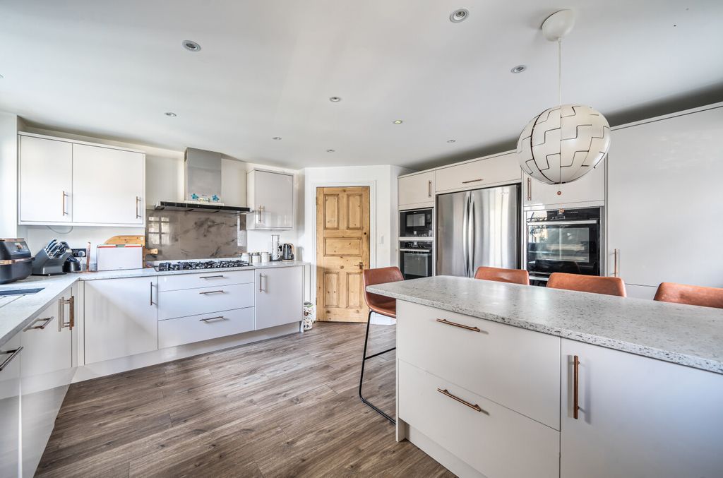 Additional image 5 of 4 bed detached house for saleJigs Lane South, Warfield, Bracknell, Berkshire RG42