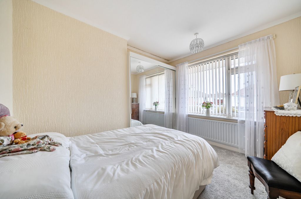 Additional image 10 of 3 bed bungalow for saleBeverstone Grove, Lawn, Swindon SN3