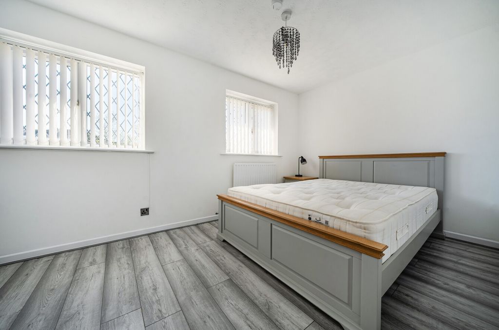 Additional image 11 of 3 bed link detached house for saleWinchcombe Close, The Prinnels, Swindon SN5