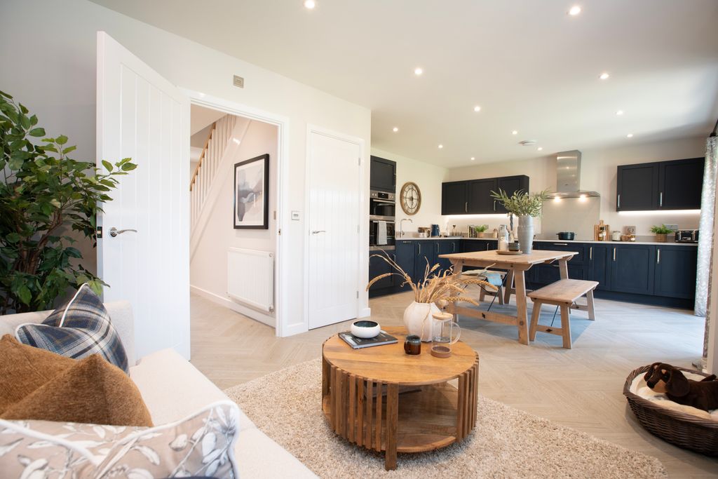 Additional image 4 of 3 bed detached house for sale"The Wixham" at Methuen Park, Chippenham SN14