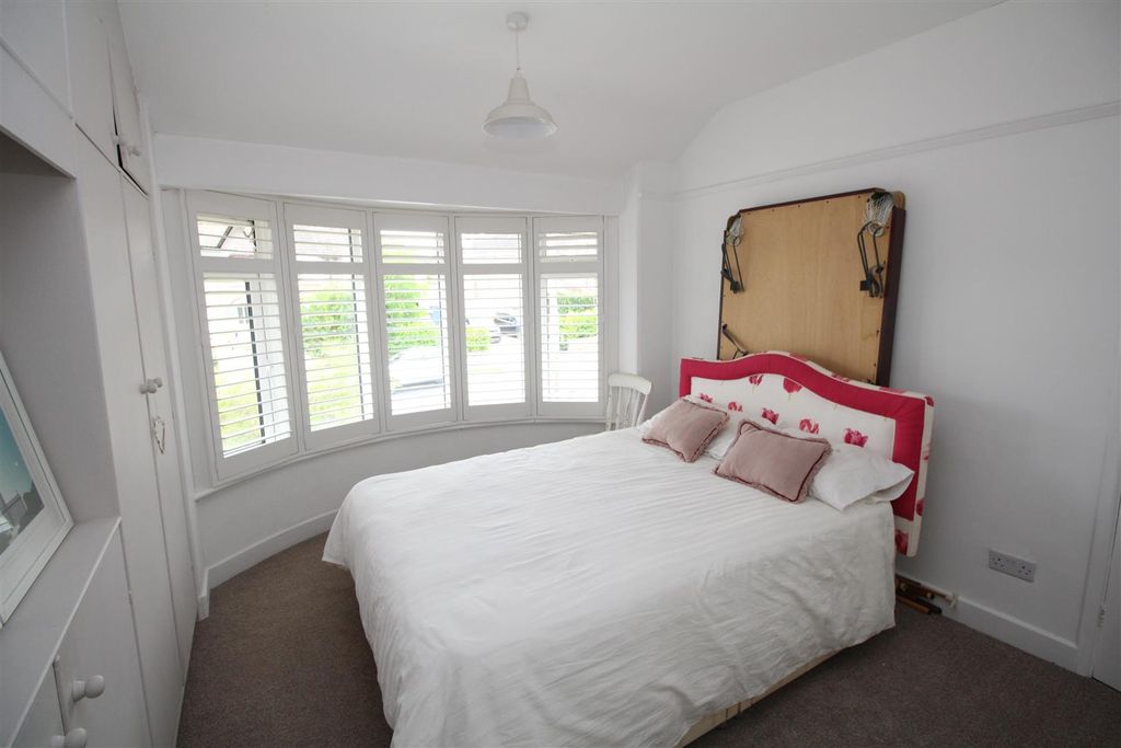 Additional image 17 of 4 bed semi-detached house for saleEast Yewstock Crescent, Chippenham SN15