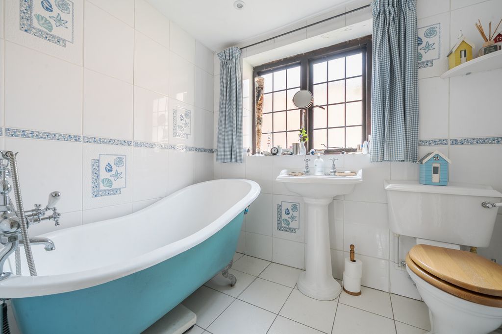 Additional image 9 of 3 bed semi-detached house for saleThe Green, Marlborough SN8
