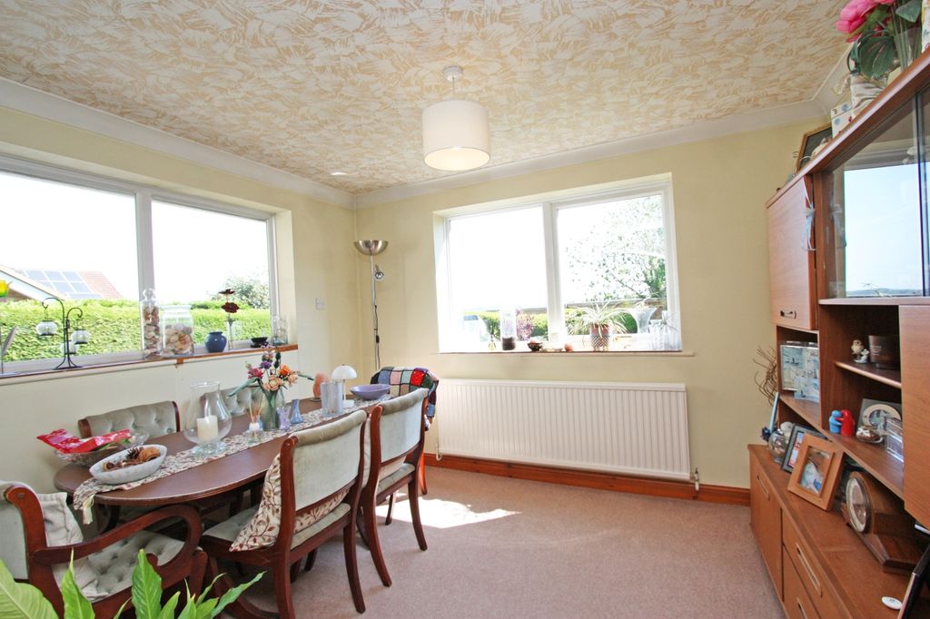 Additional image 7 of 4 bed detached house for salePriory Green, Highworth SN6