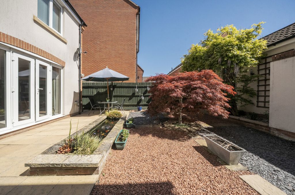 Additional image 16 of 4 bed detached house for saleJopp Close, Taw Hill, Swindon SN25