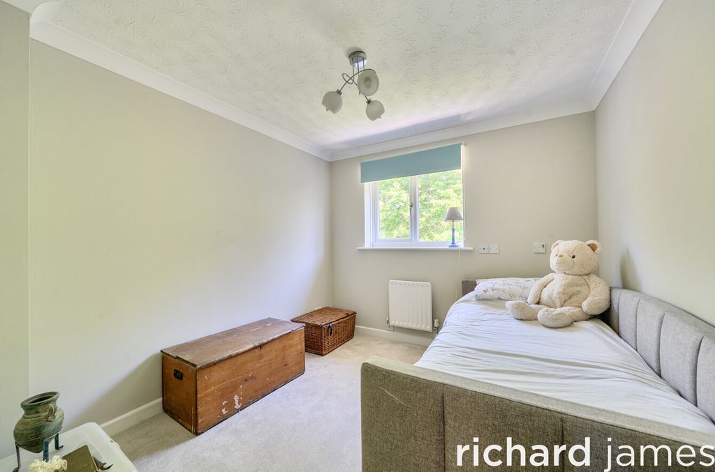 Additional image 9 of 5 bed detached house for saleHungerford Close, The Prinnels, Swindon SN5