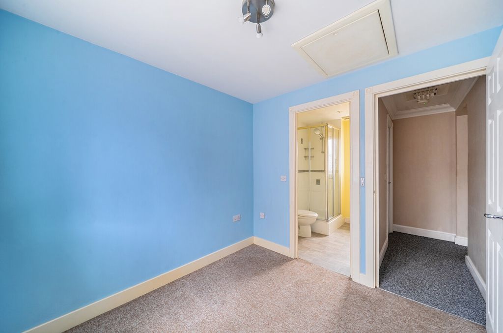 Additional image 19 of 5 bed terraced house for saleZakopane Road, Swindon, Wiltshire SN25