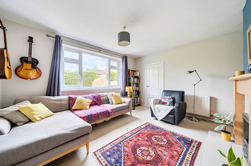 Additional image 3 of 3 bed semi-detached house for saleSandringham Road, Swindon SN3
