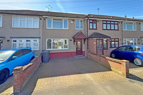 Maybank Avenue, Hornchurch RM12