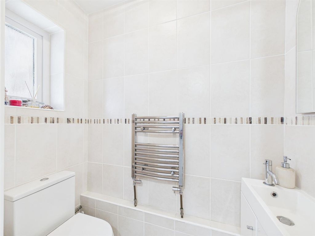 Additional image 9 of 3 bed detached house for salePage Close, Chippenham SN14