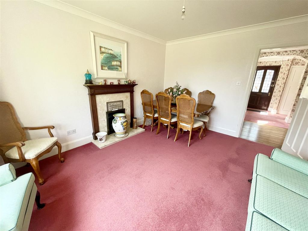 Additional image 6 of 3 bed detached house for saleDowns View Road, Swindon SN3