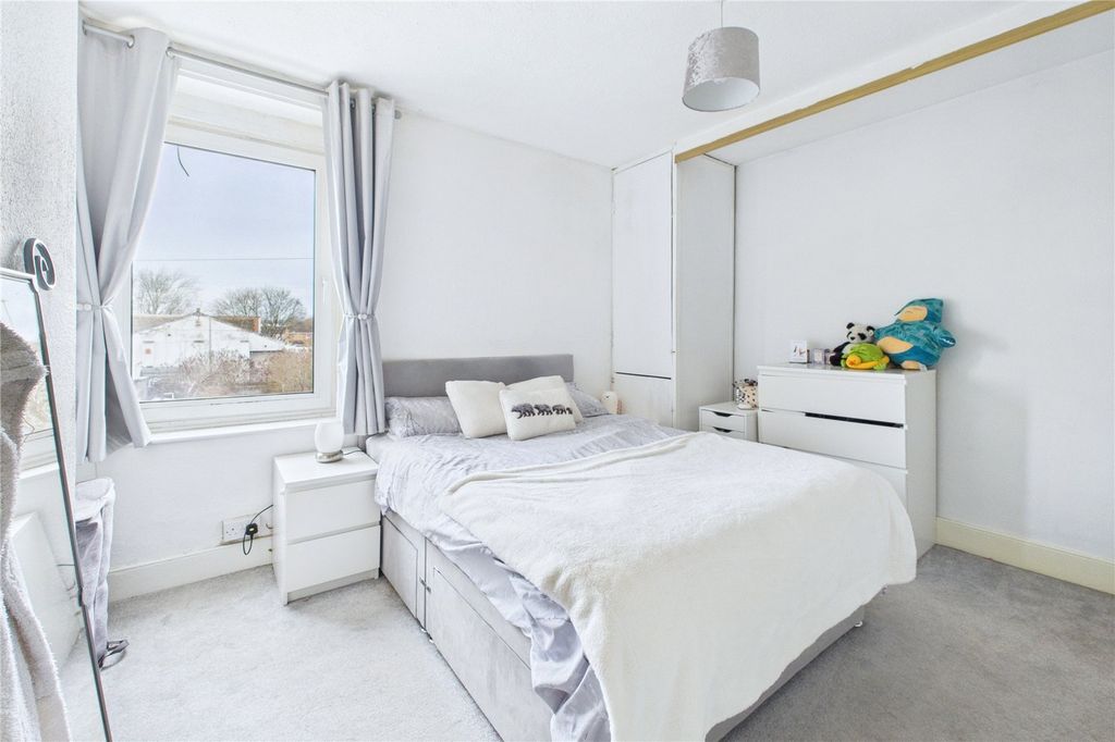 Additional image 11 of 2 bed terraced house for saleEdinburgh Street, Gorse Hill, Swindon SN2