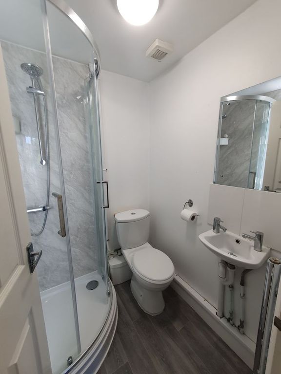 Additional image 8 of 6 bed terraced house for sale2 Aysgarth, Bracknell, Berkshire RG12