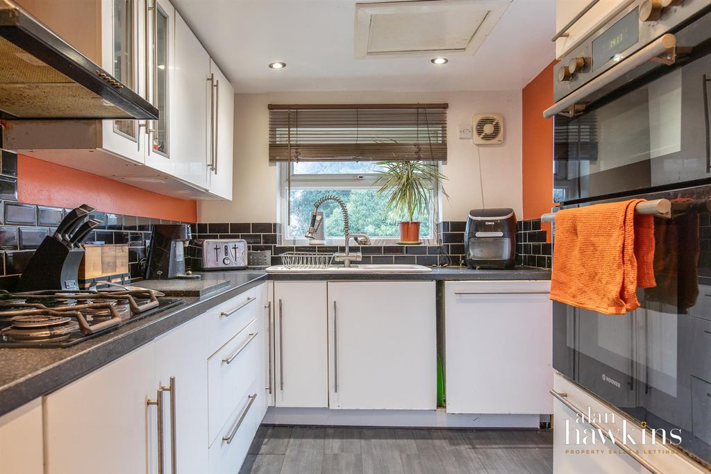 Additional image 8 of 3 bed link detached house for saleHigh Mead, Royal Wootton Bassett SN4
