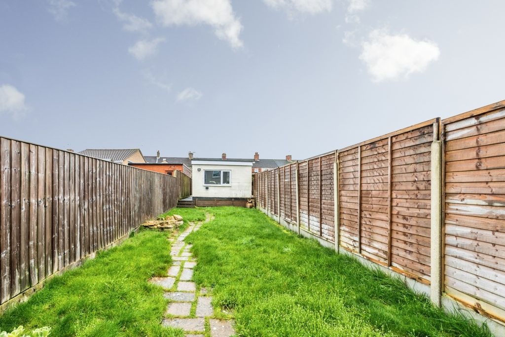Additional image 18 of 2 bed terraced house for saleLinslade Street, Swindon, Wiltshire SN2