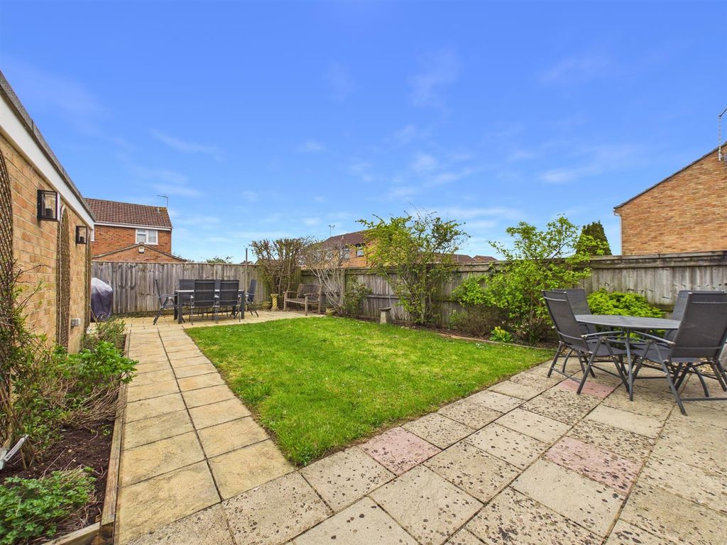 Additional image 15 of 3 bed detached house for salePage Close, Chippenham SN14