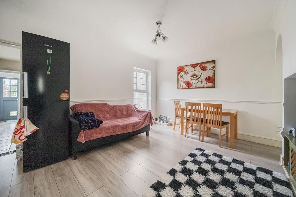 Additional image 4 of 3 bed town house for saleWinifred Street, Old Town, Swindon SN3