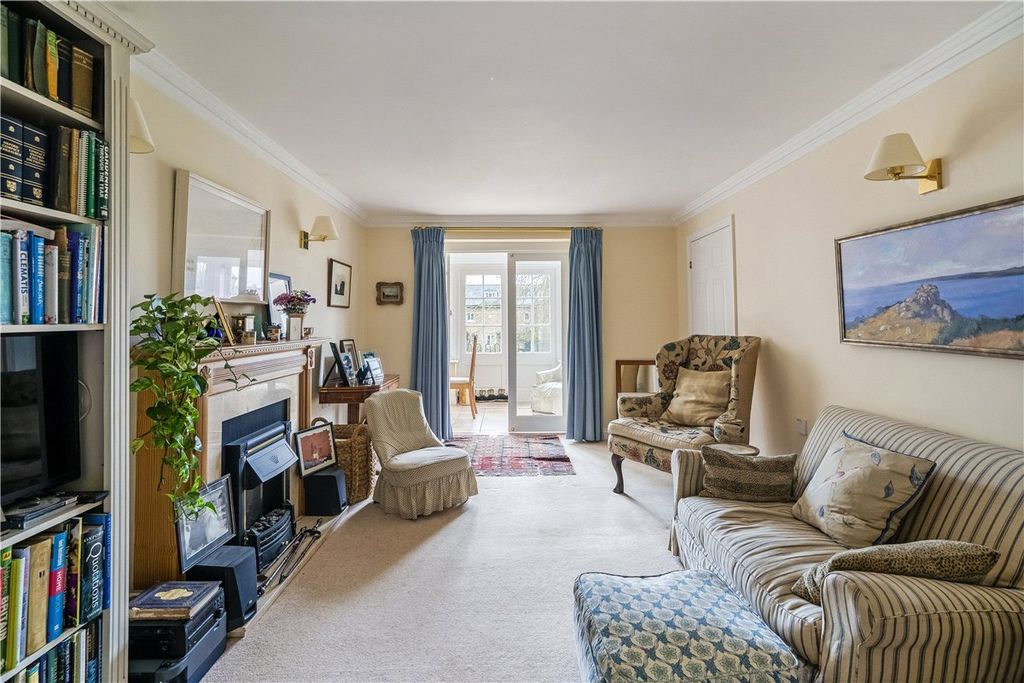Additional image 5 of 2 bed terraced house for saleWye House Gardens, Barn Street, Marlborough, Wiltshire SN8