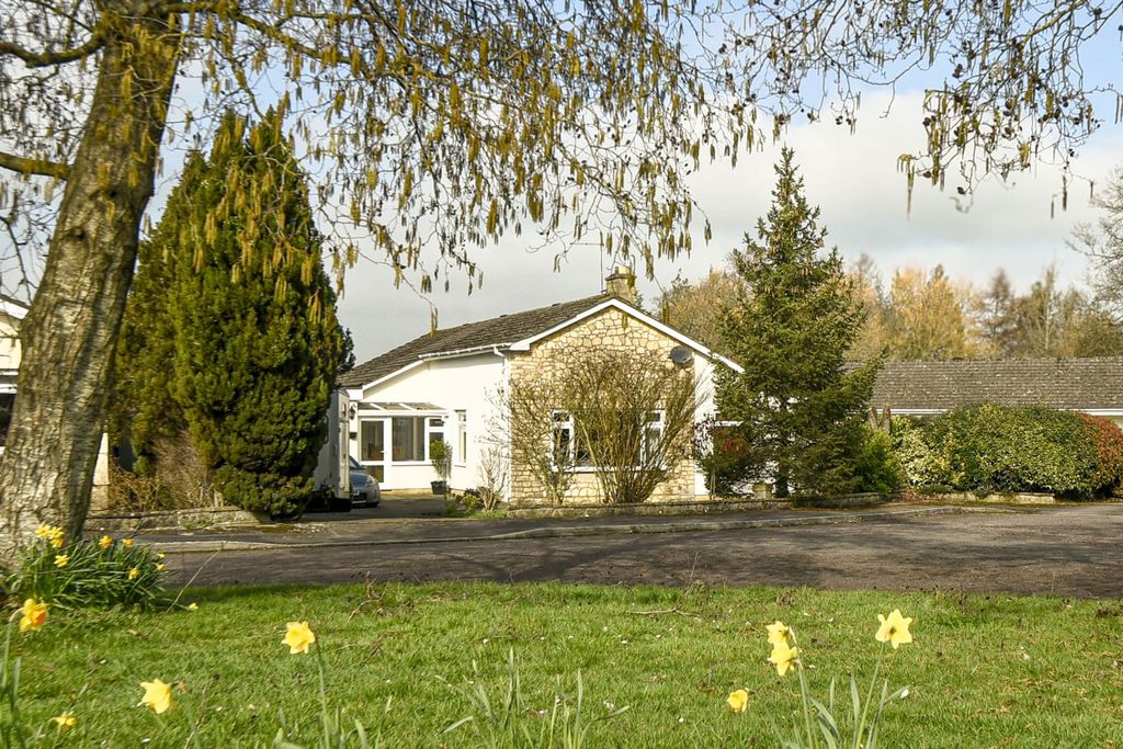 Additional image 25 of 4 bed detached bungalow for saleMoors Close - Kington Langley, Chippenham SN15