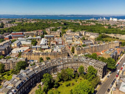 Claremont Crescent, New Town, Edinburgh EH7