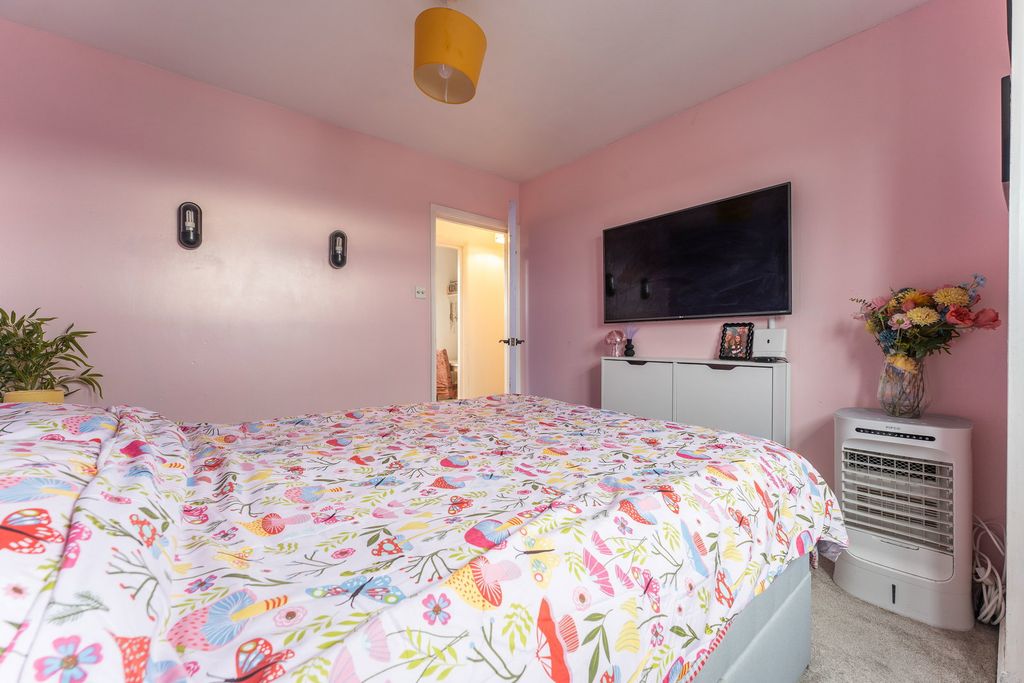 Additional image 13 of 4 bed terraced house for saleWyndham Road, Salisbury SP1