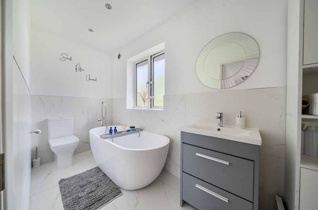 Additional image 10 of 4 bed detached house for saleMagdalen Road, Wanborough SN4
