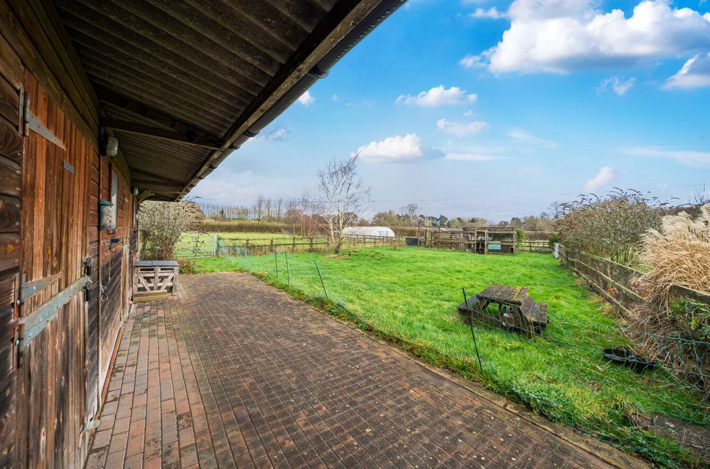 Additional image 14 of 4 bed cottage for saleHamptworth Road, Landford, Salisbury SP5