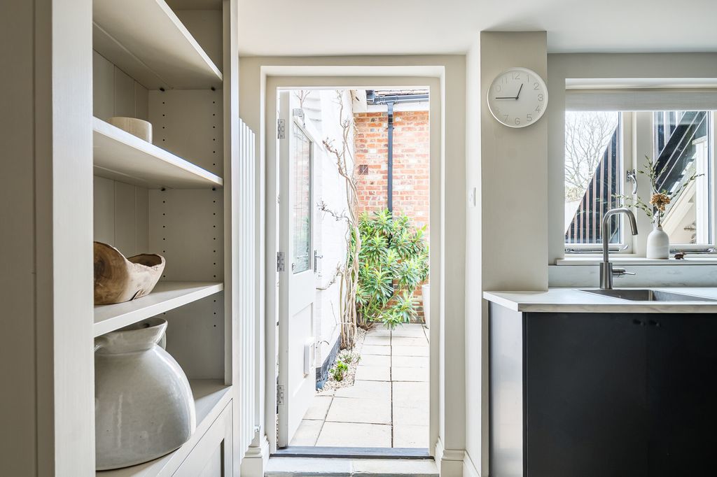 Additional image 7 of 2 bed terraced house for saleFive Alls Court, Marlborough SN8