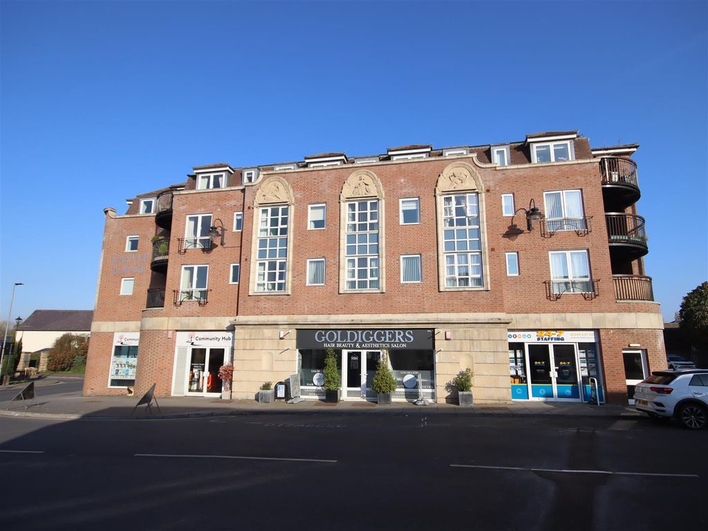 Additional image 12 of 1 bed flat for saleCastle Lodge, Gladstone Road, Chippenham SN15