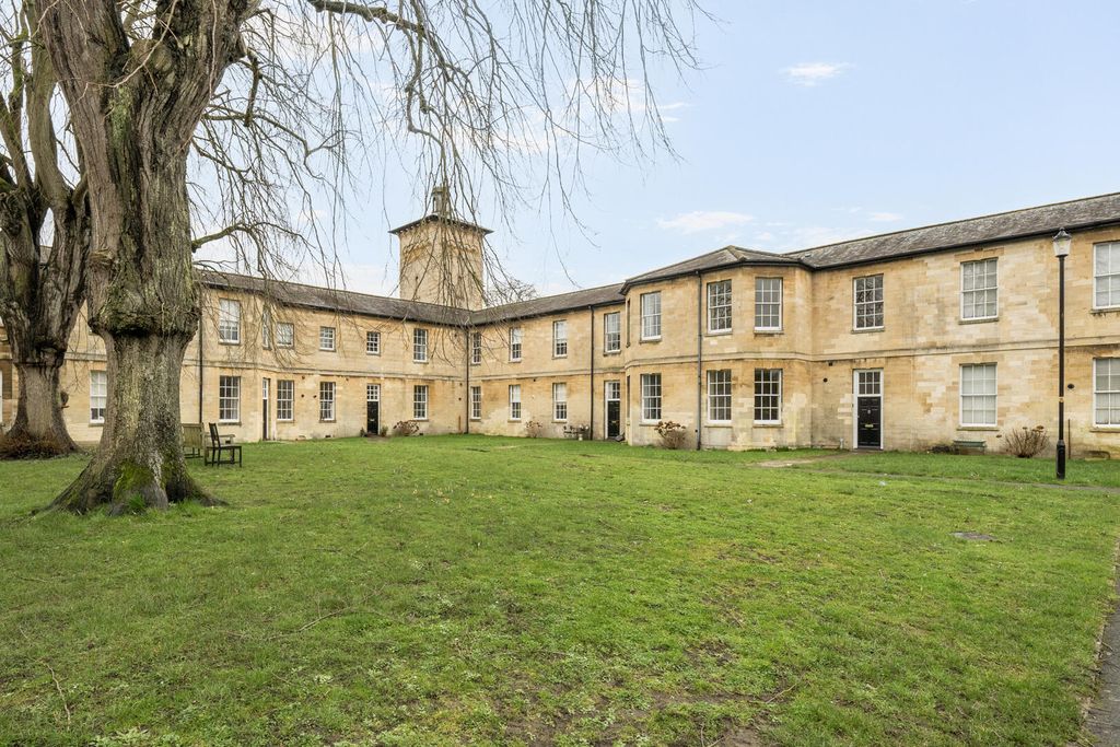 Additional image 17 of 2 bed terraced house for saleChapel Court, Thomas Wyatt Road, Devizes SN10